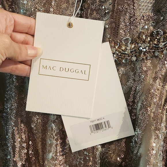 NWT Mac Duggal Mocha Plunging Neckline Embellished Trumpet Gown - Picture 4 of 8